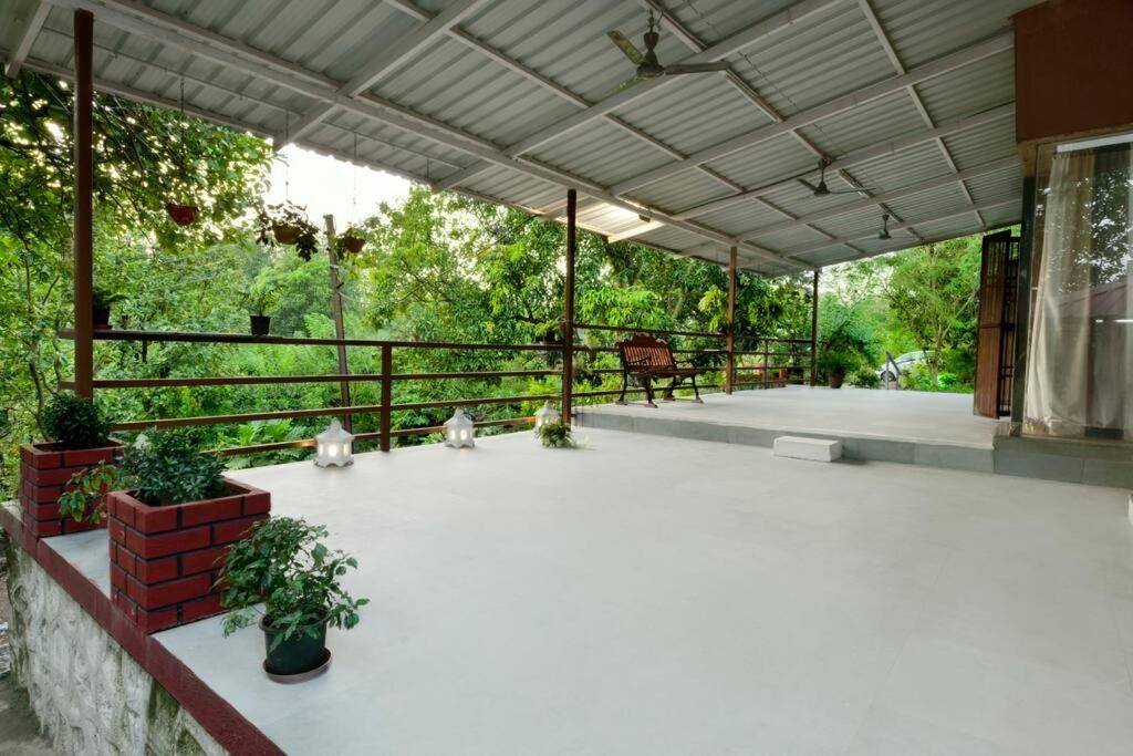 Lobville Homestay Karjat Dış mekan fotoğraf
