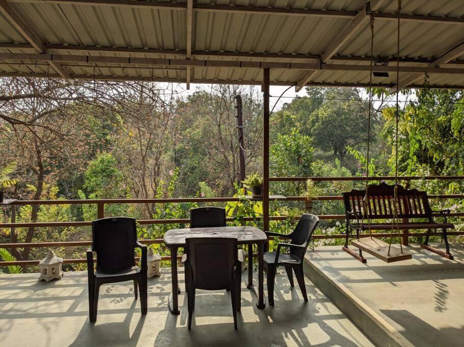 Lobville Homestay Karjat Dış mekan fotoğraf