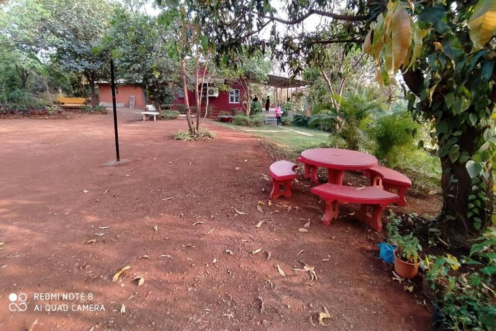 Lobville Homestay Karjat Dış mekan fotoğraf